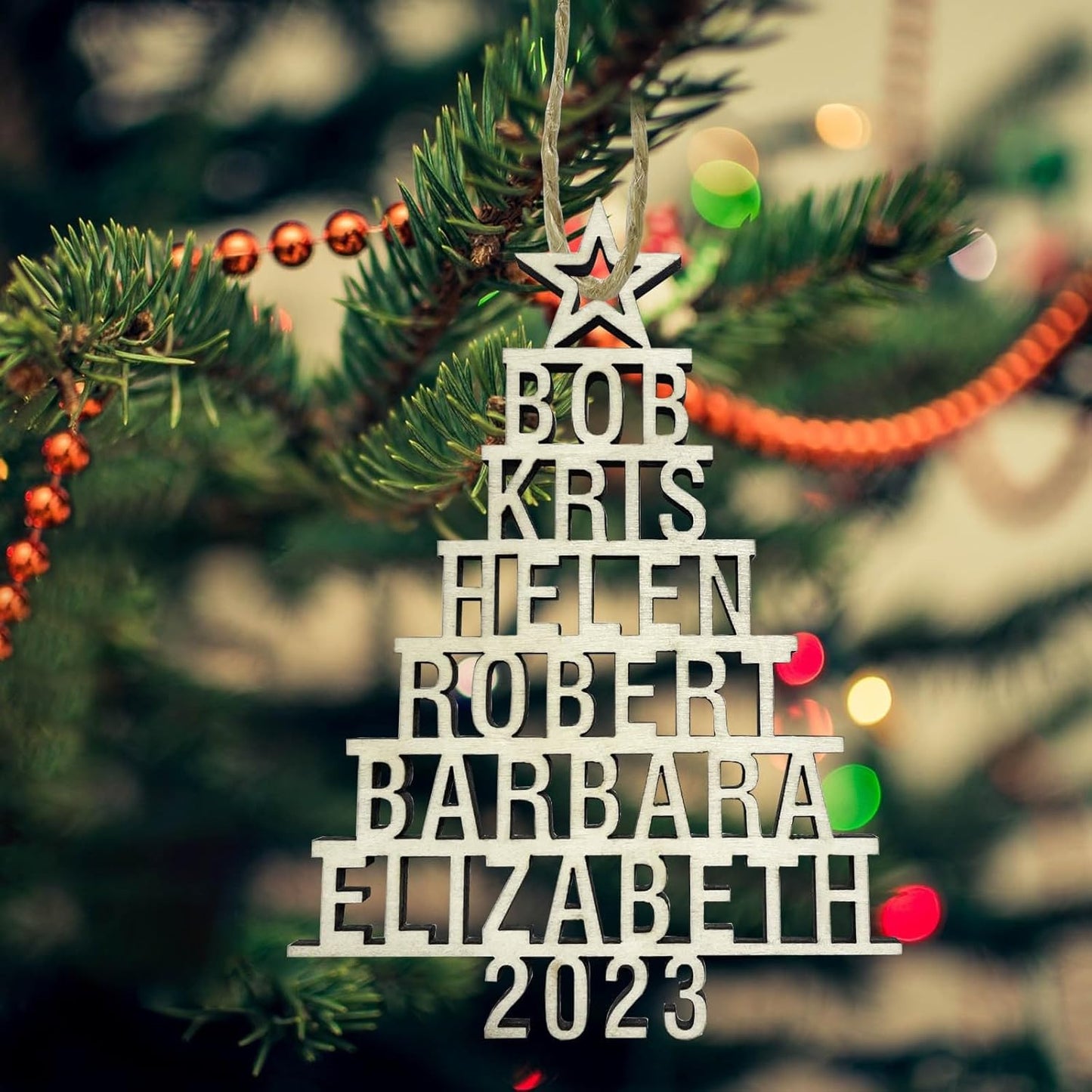 2025 Personalized Christmas Ornaments Family of 2/3/4/5/6/7/8,Custom Christmas Tree Ornaments Deorations with Names,Customized Xmas Ornament Tree Deorations,Personalized Wooden Ornament Gifts