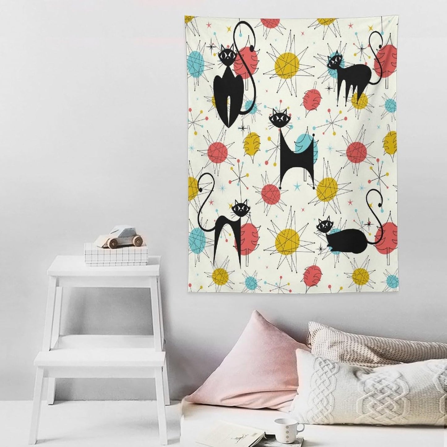 ICMOLYYENLO Abstract Cat Tapestry, Medieval Abstract Atomic Star Cat Vintage Home Wall Hanging Art Tapestry for Bedroom Living Room Dormitory 50x60 Inch