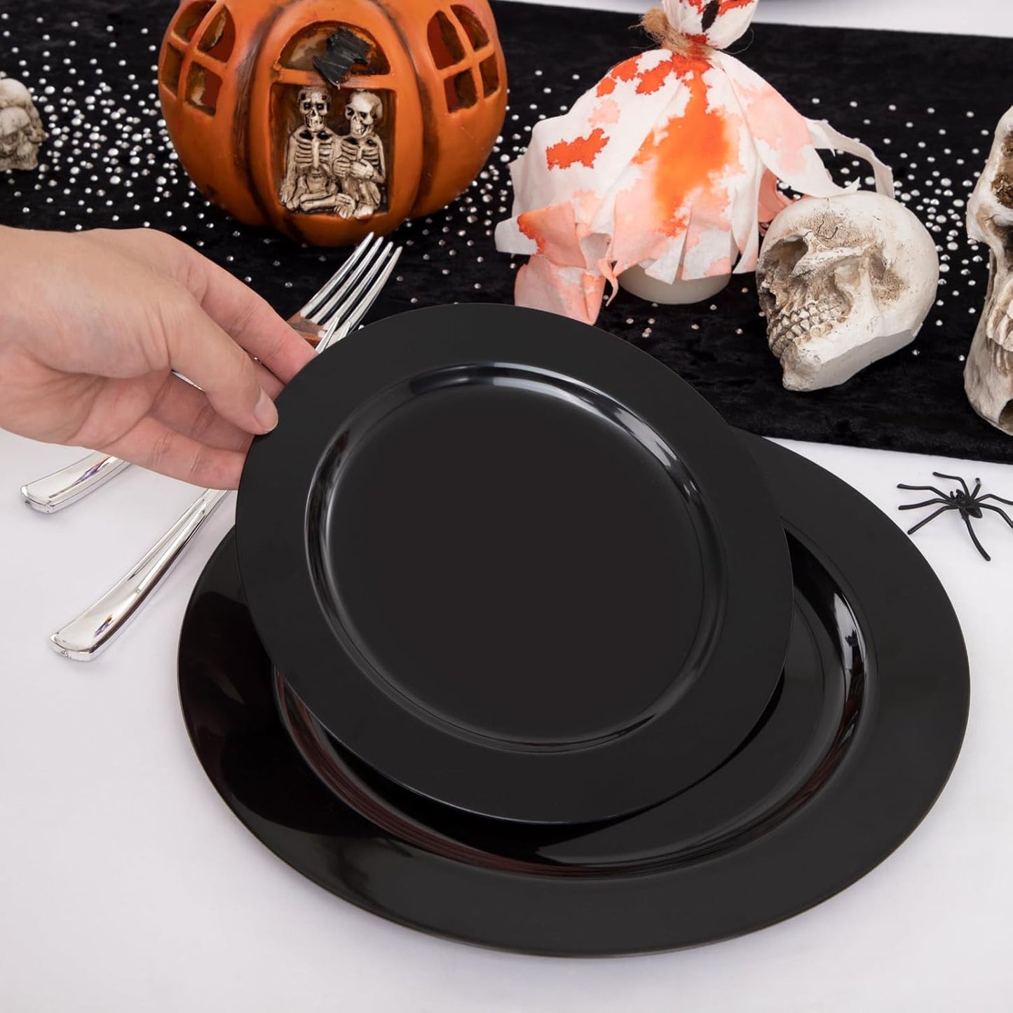 FLOWERCAT 60PCS Black Plastic Plates - Heavy Duty Black Disposable Plates for 30 guests Halloween Party/Wedding/New Year - Include 30PCS 10.25inch Dinner Plates and 30PCS 7.5inch Dessert Plates