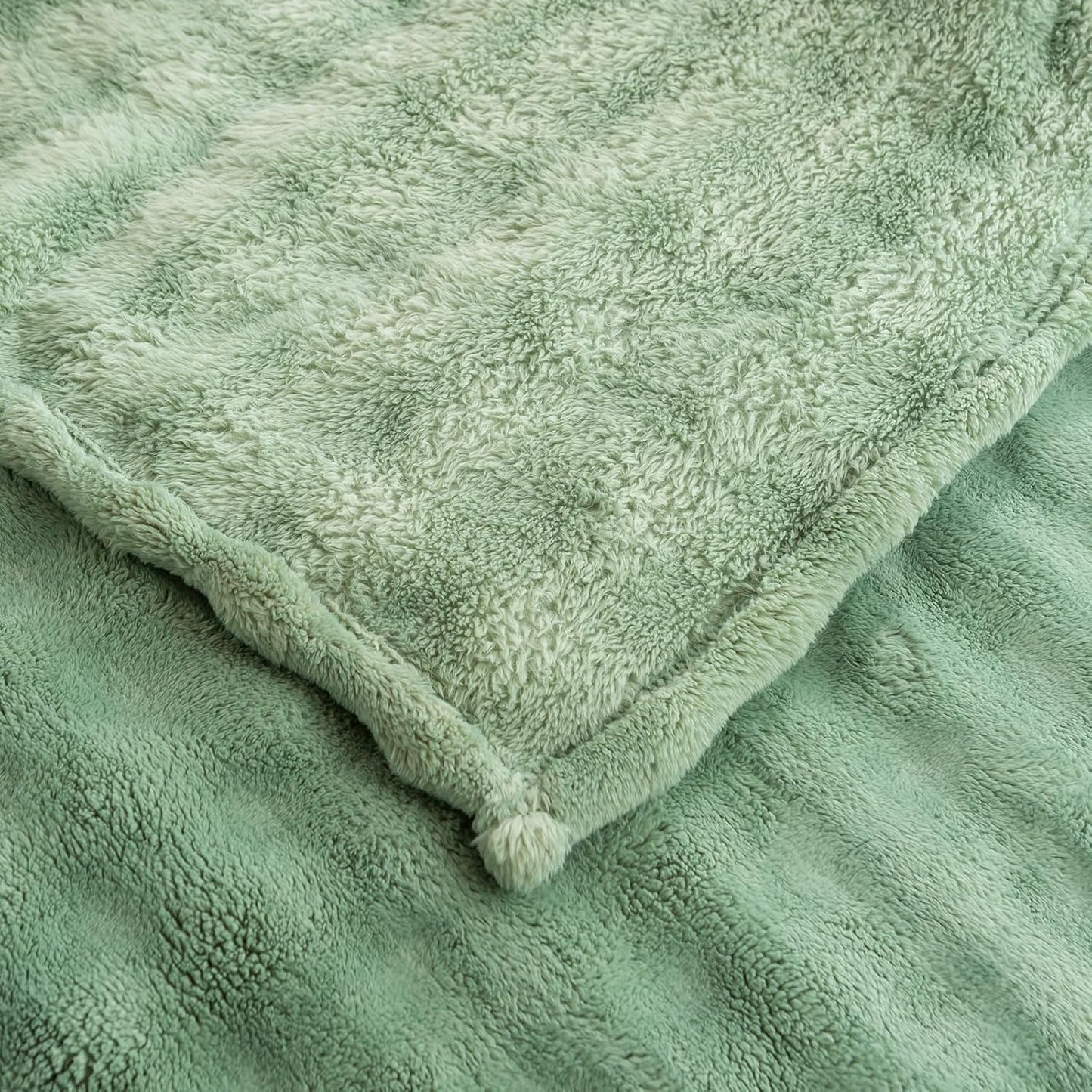 YUSOKI Luxury 3D Bubble Throw Blanket 3.1lb,All Ages,Home Decoration, (Sage Green,60 * 80inches)