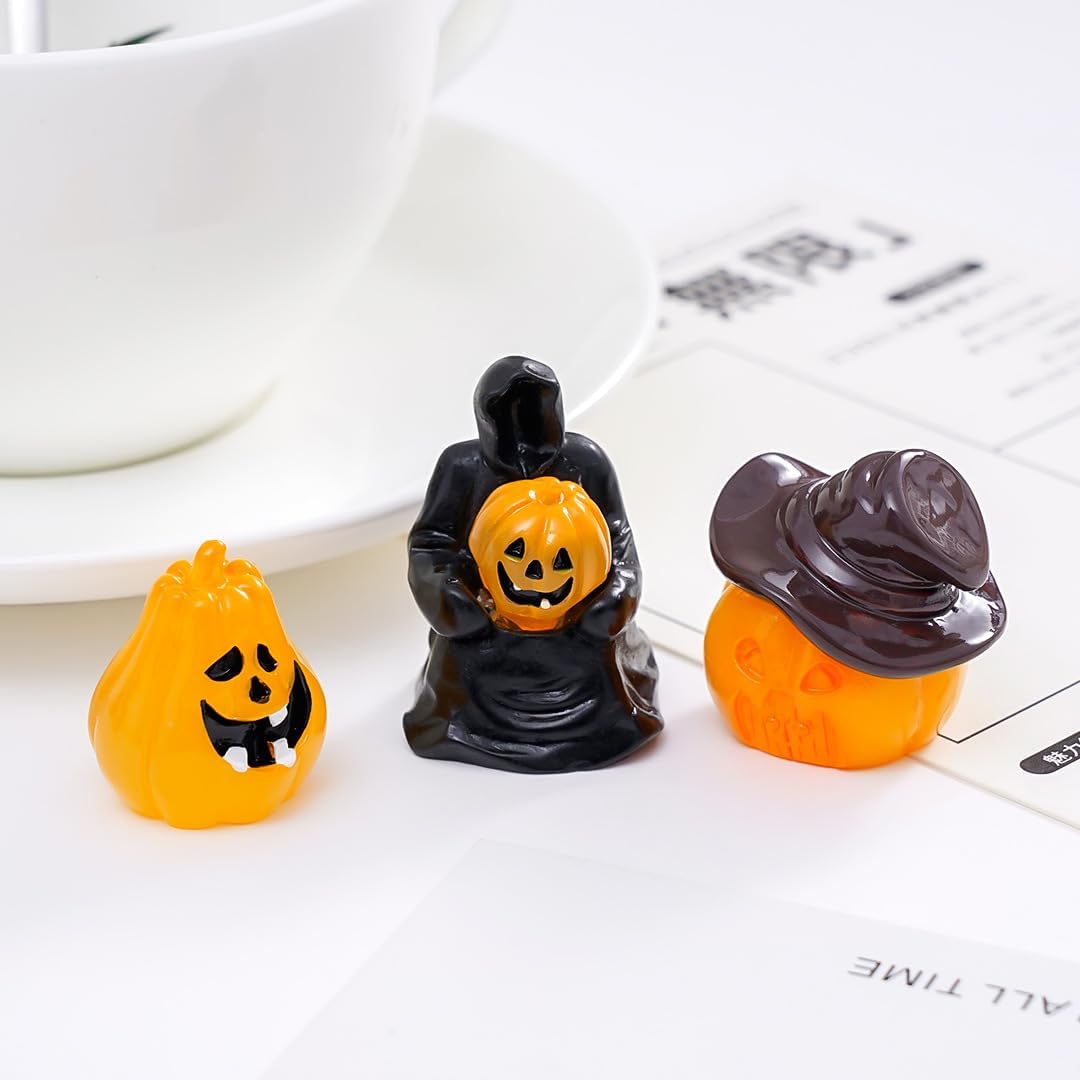 12pcs Halloween Mini Resin Figures 12 Styles Tiny Resin Little Small Figures Pumpkin Ghost Skull Miniatures Bulk for Halloween Party Favors Garden Dollhouse Decor