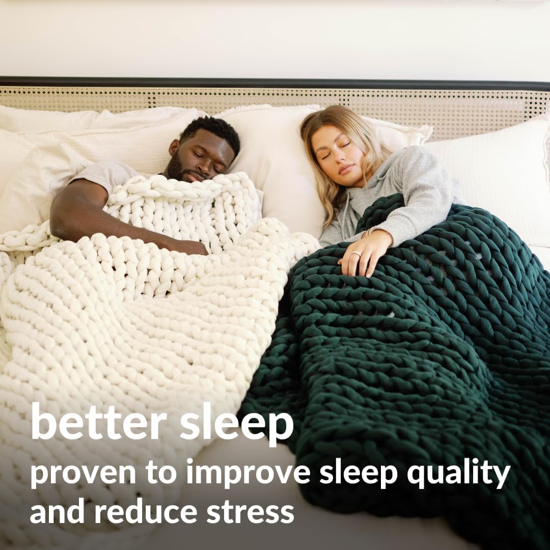 Nuzzie Chunky Knit Weighted Blanket - Breathable, Cooling, Hand Made Knit Throw Blanket for Sleep - Machine Washable, Stylish Decor Design (Forest Green, Queen | 22lbs | 60"x80")