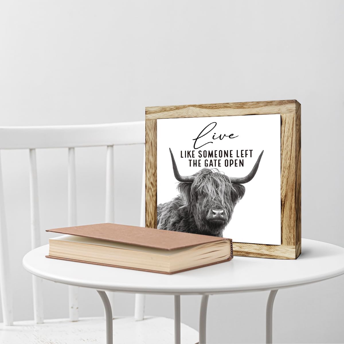 Funny Wood Sign, Cow Decor, Wooden Plaques Sign Table Decoration, Farmhouse Decorate for Shelf, Country Style Home Decor, Inspirational Decorate Signs, Live Like Someone Left the Gate Open Signs