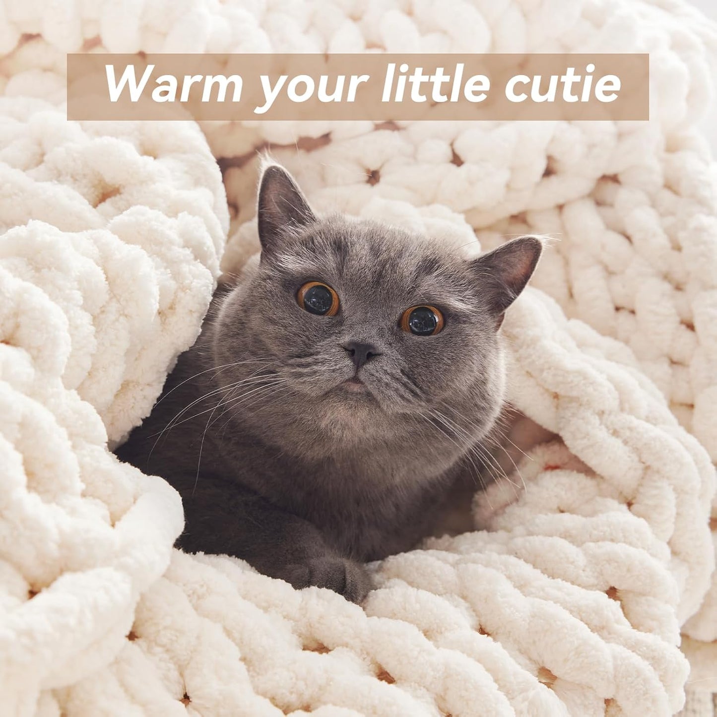 Chunky Knit Throw Blanket, 40''*50'' Knitted Throw Chenille Yarn for Bed Couch, Handmade Cream Crochet Big Thick Blanket, Machine Washable Cute Comfy Blanket for Home Decor