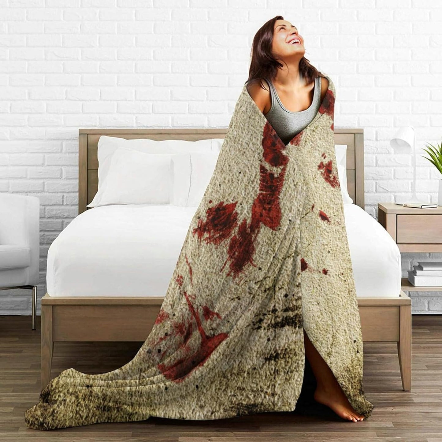 HGOD DESIGNS Bloody Hand Flannel Fleece Bed Blanket Throw Blanket Lightweight Cozy Plush Blanket for Bedroom Living Rooms Sofa Couch 40"x50"