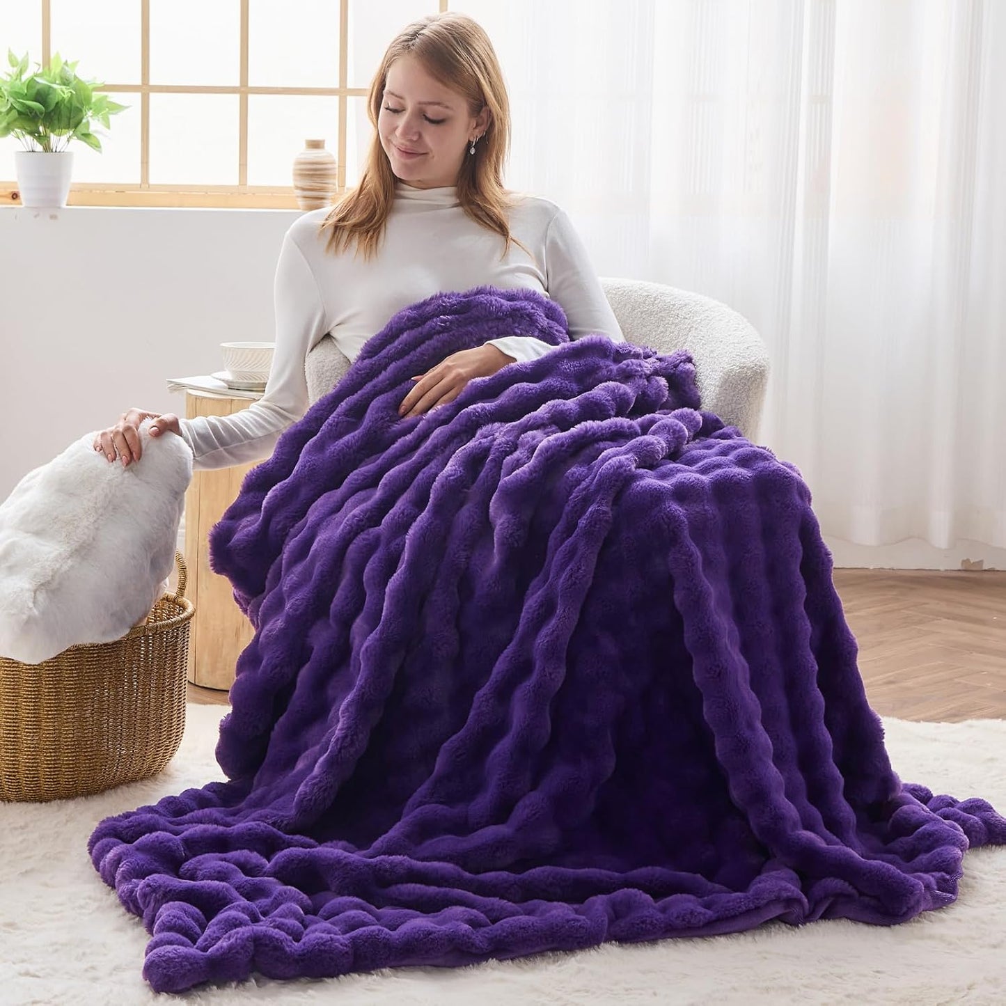 NEWCOSPLAY Faux Fur Twin Blanket Purple Bubble Blanket Thick Warm Soft for Couch Sofa Bed 550GSM (Purple, Twin(60"x80"))