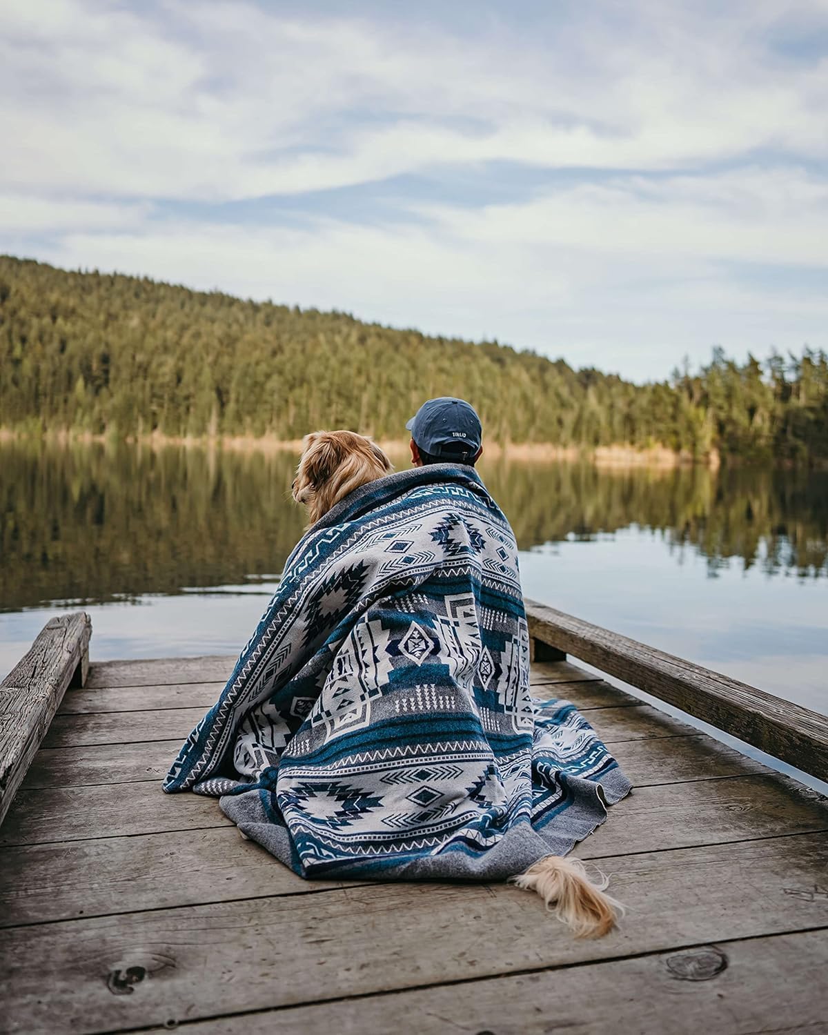 Off the Grid Inca Aztec Throw Blanket | Southwest Indian Navajo Boho Style | Native Woven Western Cover for Camping, Bedding, Couch (King, Condor Gray)