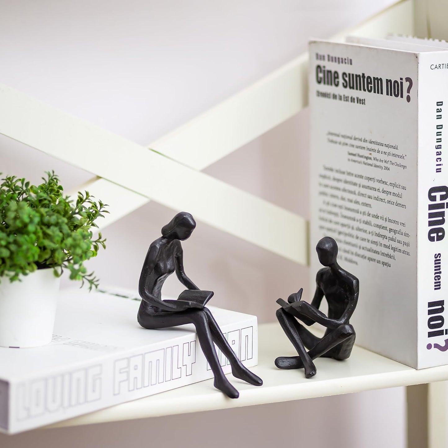 Sziqiqi Book Ends for Shelves Decorative - Cast Iron Bookends for Books Reading Couple Bookshelf Decorative Objects Metal Modern Statue Sculpture Gift for Readers Book Lovers Nerd
