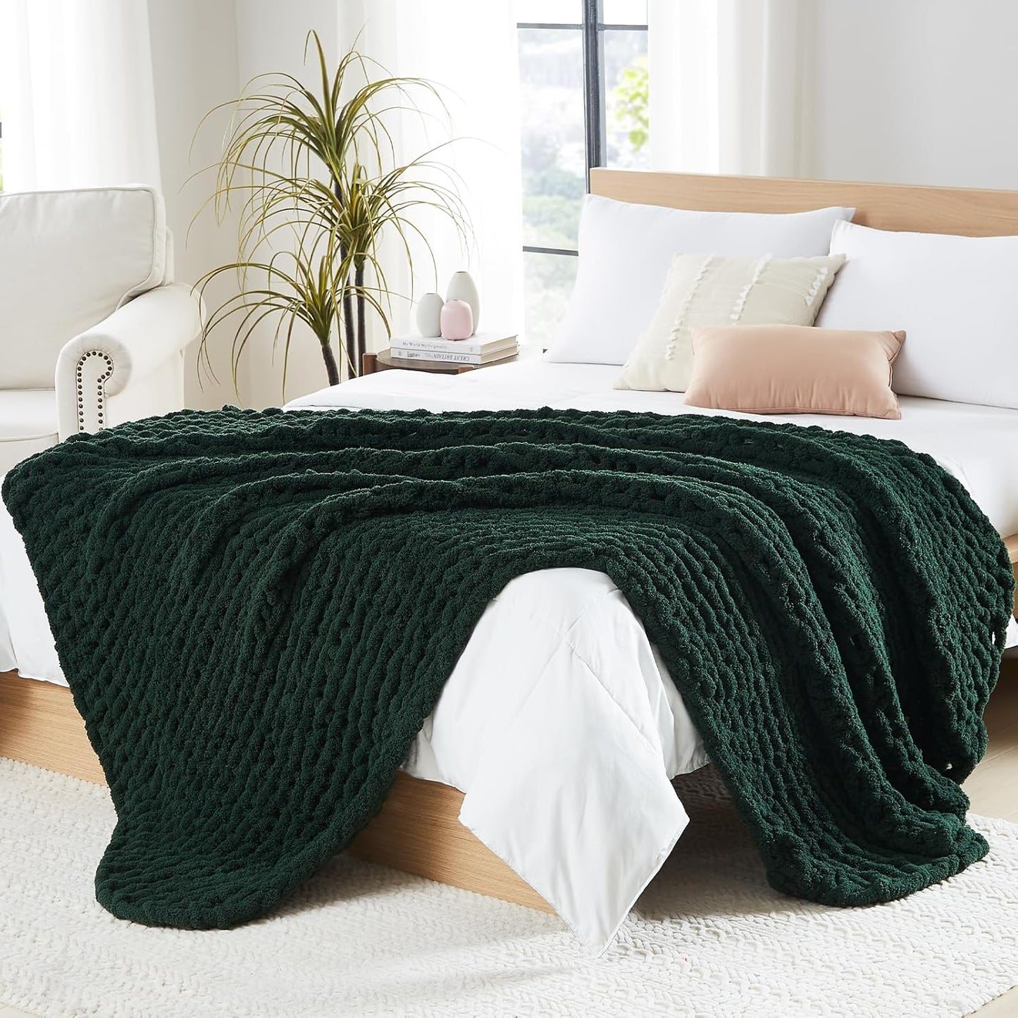 L'AGRATY Chunky Knit Blanket Throw: 72''x84'' Chenille Chunky Knitted Throw Blanket for Bed Couch - Handmade Thick Big Cable Knit Blanket - Large Chunky Crochet Rope Blanket for Home Decor(Green)