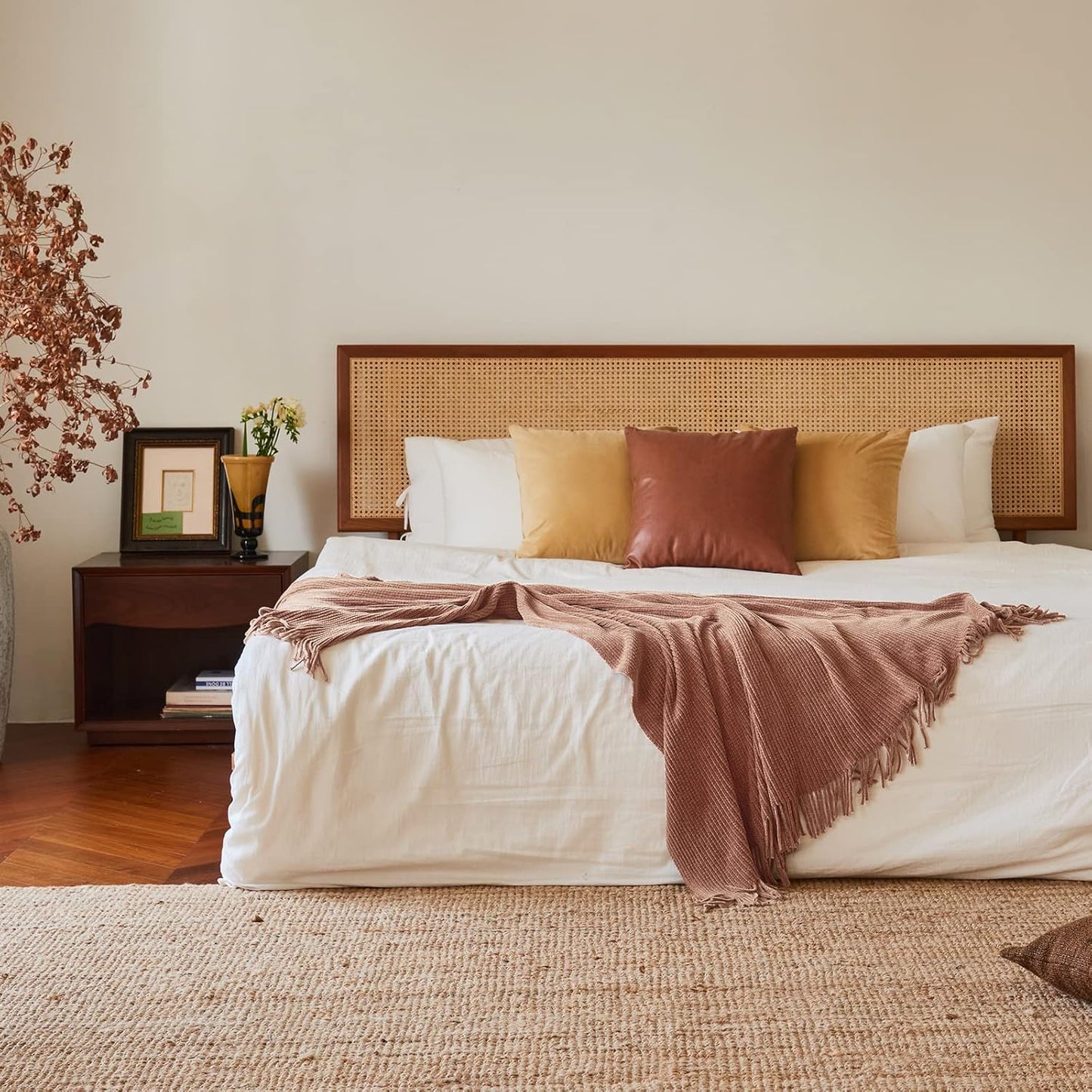 lifein Pink Throw Blanket for Couch, Soft Boho Decor Bed Throw,Cozy Chenille Knitted Small Farmhouse Lightweight Throw for Spring(Pink,50 * 60")