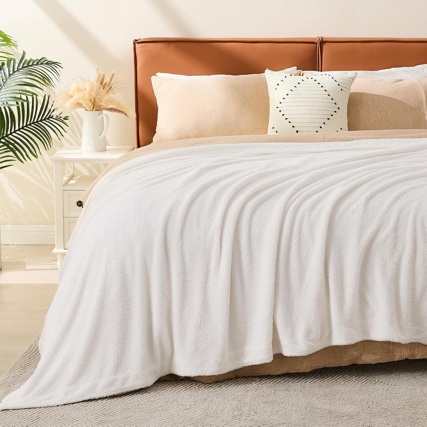 EMME Muslin and Fleece Queen Blanket Reversible - 80"*90" Cream Soft Warm Throw Blankets for Couch Bed Picnic Travel Bed