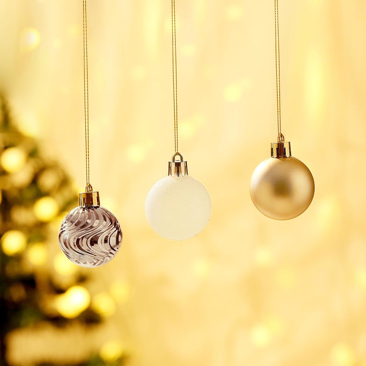 Christmas Ball Ornaments for Xmas Decorations,50 pcs Christmas Extra Large Tree Shatterproof Ornaments-Silver (Combo of 5 Style in 3 Sizes)