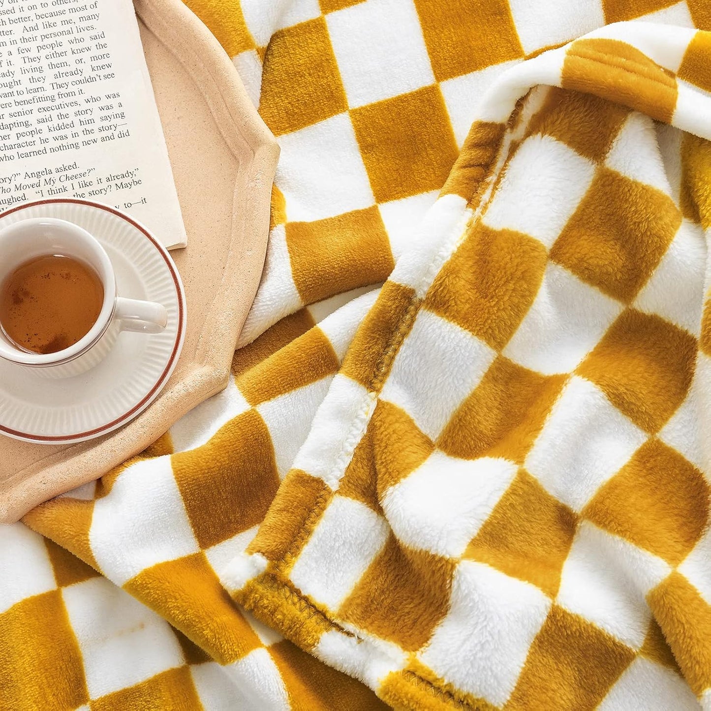 LOMAO Throw Blankets Flannel Blanket with Checkerboard Grid Pattern Soft Throw Blanket for Couch, Bed, Sofa Luxurious Warm and Cozy for All Seasons (Yellow, 50"x60")