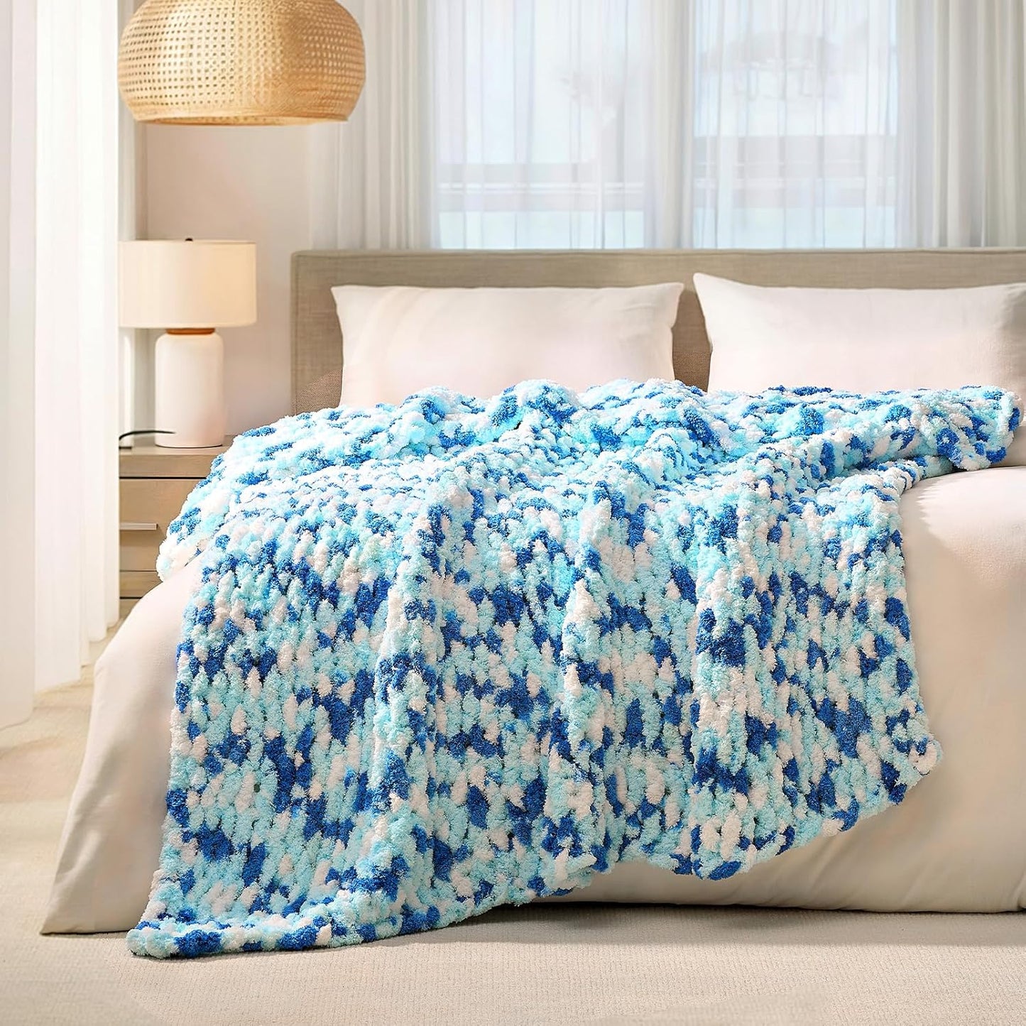 L'AGRATY Chunky Knit Blanket Throw: 60''x80'' Chenille Chunky Knitted Throw Blankets for Twin Bed Couch - Handmade Thick Cable Knit Blanket - Large Crochet Rope Blankets for Home Decor