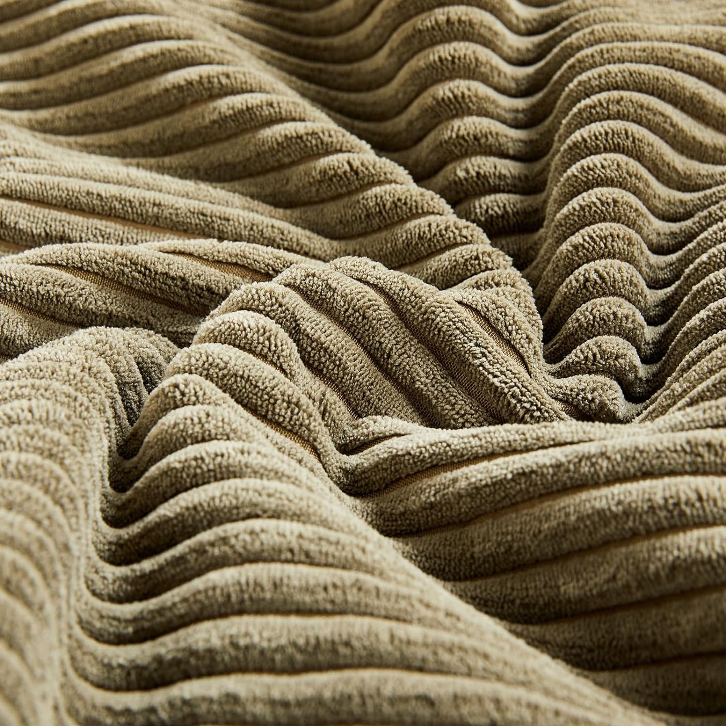 Fancy Homi 2 Packs Olive Green Decorative Throw Pillow Covers 16x16 Inch for Living Room Couch Bed, Rustic Farmhouse Boho Home Decor, Soft Corss Patchwork Corduroy Textured Cushion Case 40x40 cm