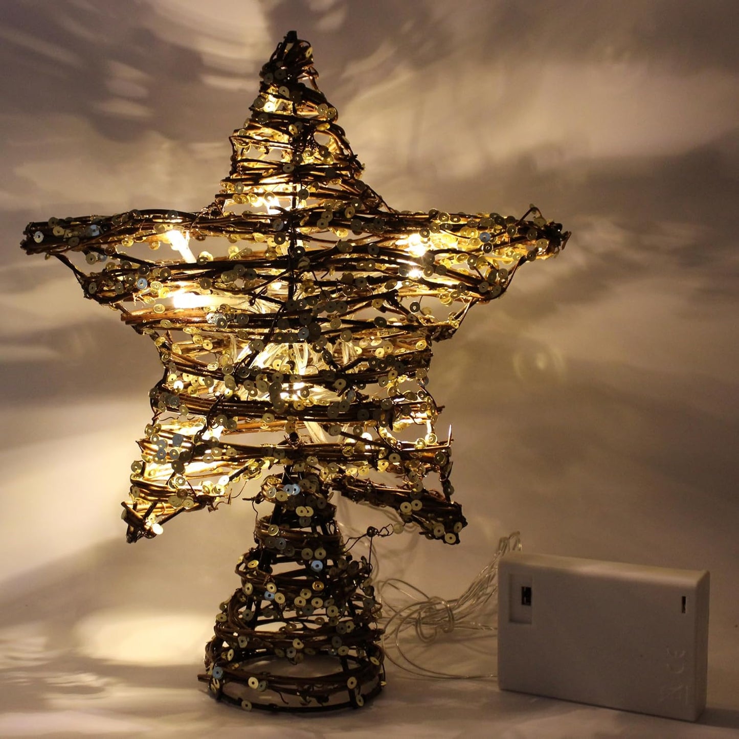 CVHOMEDECO. Rattan Star Christmas Tree Topper with LED Lights, Rustic Farmhouse Style Tree Toppers Ornaments, 8 x 10 Inch