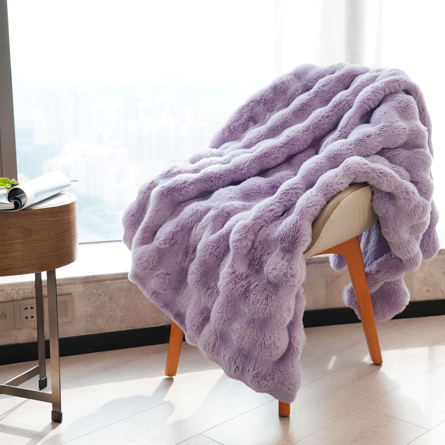 DREAMNINE Decorative Soft Fuzzy Faux Fur Throw Blanket for Couch Sofa 50" x 60", Reversible Plush Microfiber Thick Warm Fluffy Blankets for Winter, Cute Cozy Bubble Furry Blanket for Bed Chair, Purple