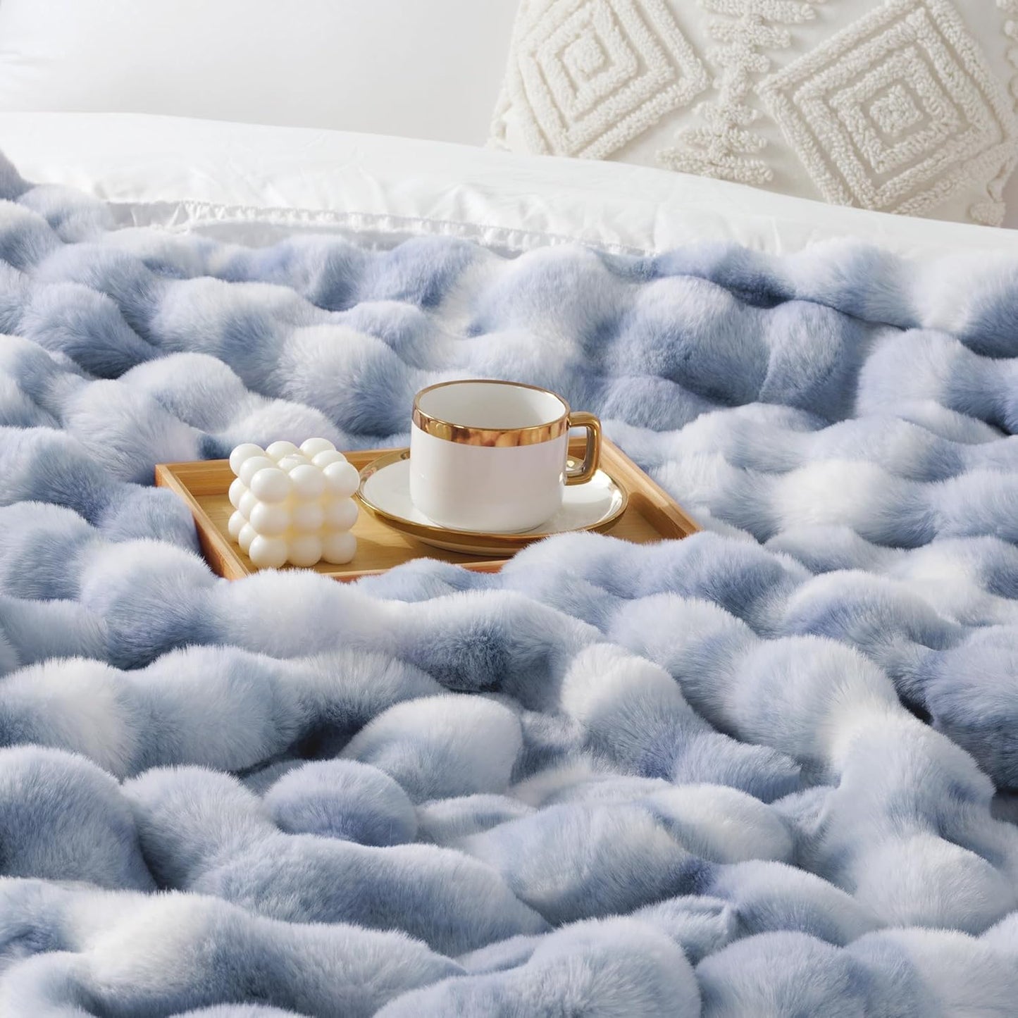 Touchat Luxury 1000GSM Faux Rabbit Fur Throw Blanket, Super Heavy Warm Cozy Grey Blankets for Couch Bed Sofa, Ruched Plush Fuzzy Elegant Soft Reversible Mink Blanket for Living Room Bedroom