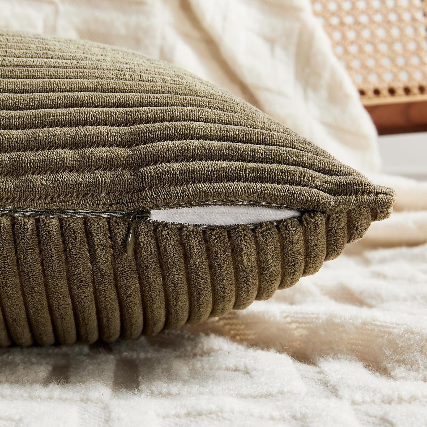 Fancy Homi 2 Packs Olive Green Decorative Throw Pillow Covers 18x18 Inch for Living Room Couch Bed Sofa, Rustic Farmhouse Boho Home Decor, Soft Corss Corduroy Patchwork Textured Cushion Case 45x45 cm