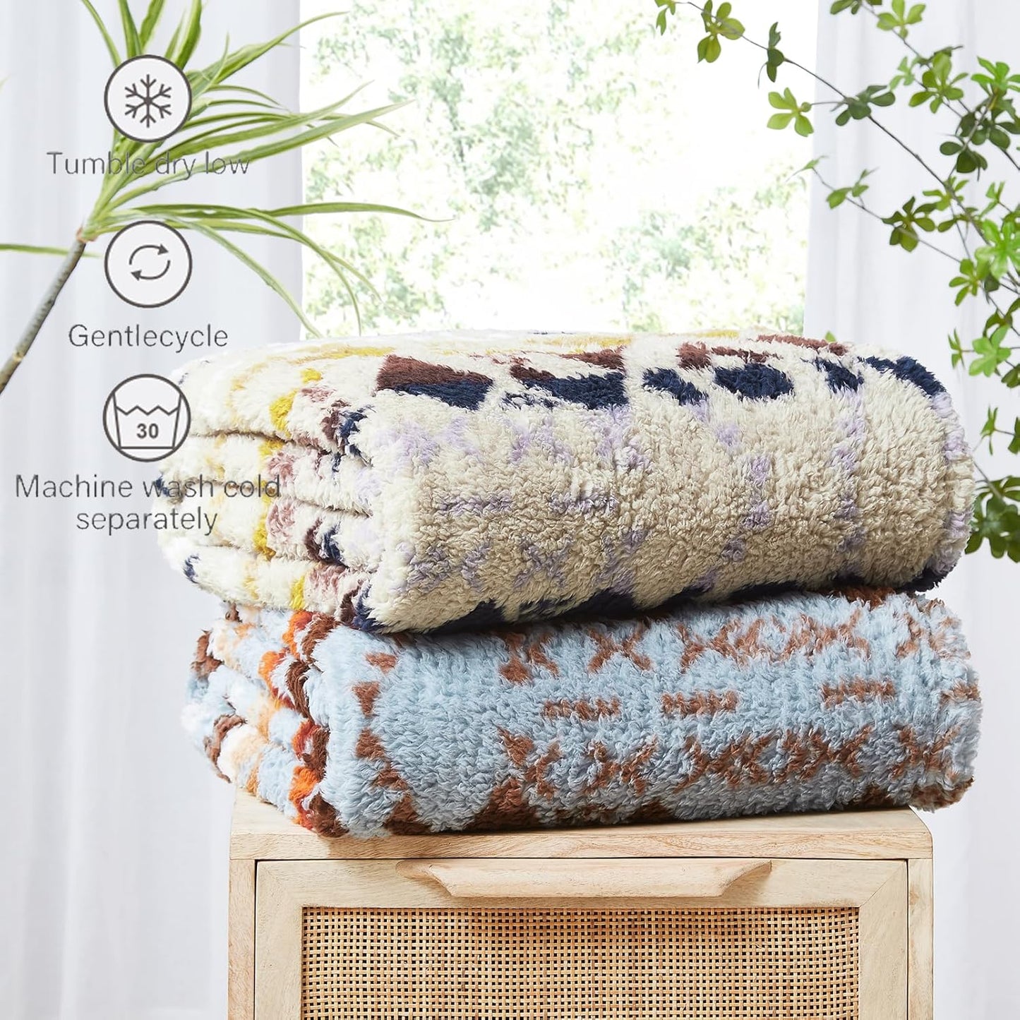 CASAAGUSTO Boho Sherpa Throw Blanket, Aztec Throw Blanket, Ultra Soft, Warm, Cozy, Plush, Thick Fleece Bohemian Blanket for Couch, Bed, Sofa (Blue Grey 50 * 60 Inch)