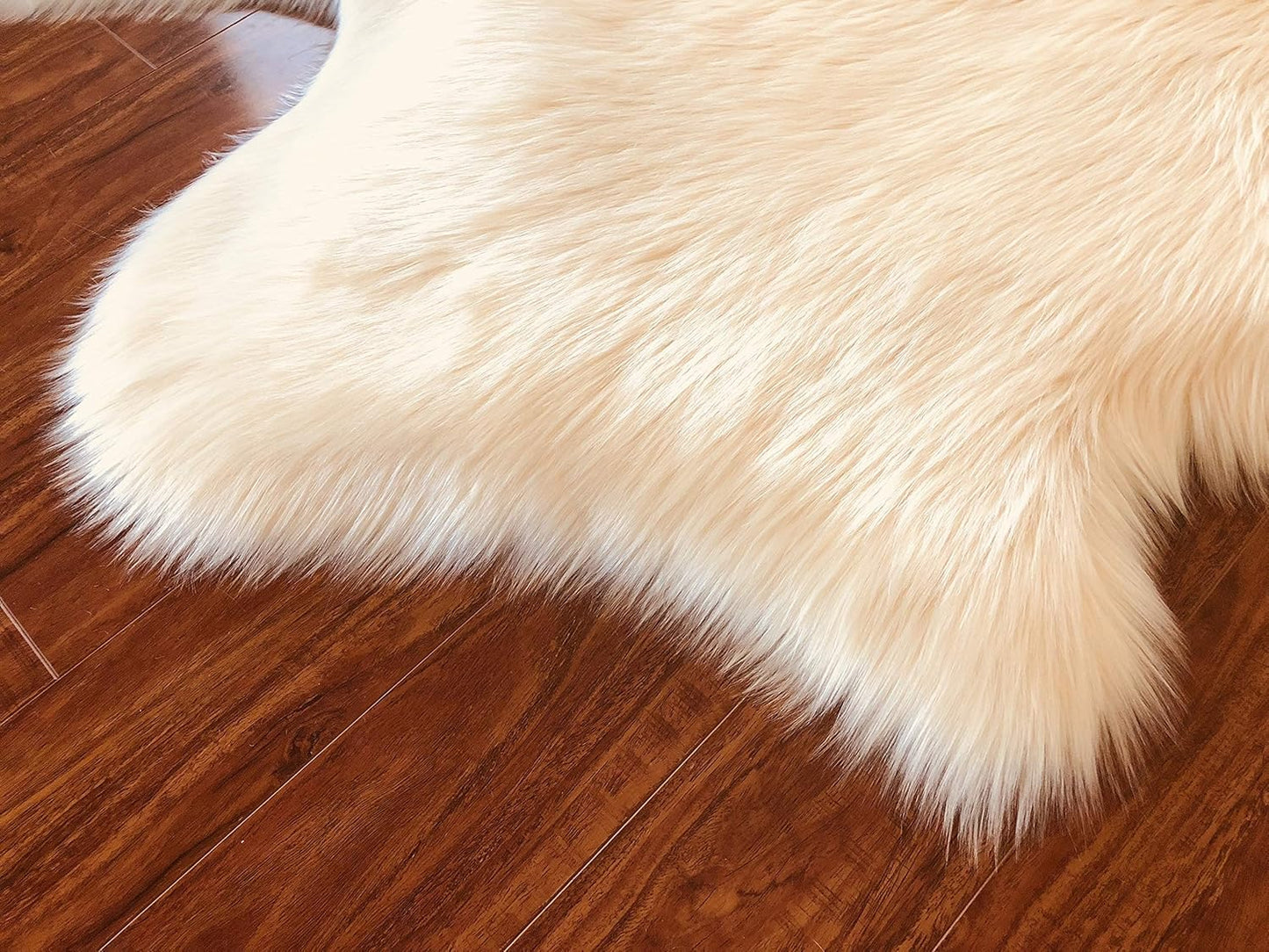 LAMBZY Faux Sheepskin Hypoallergenic Free Shape Silky Shag Rug, Luxury Shaggy Plush Carpet for Bedrooms Rugs Living Room Kids Rooms Sofa Floor (Double Side by Side 3'x4', Cream)
