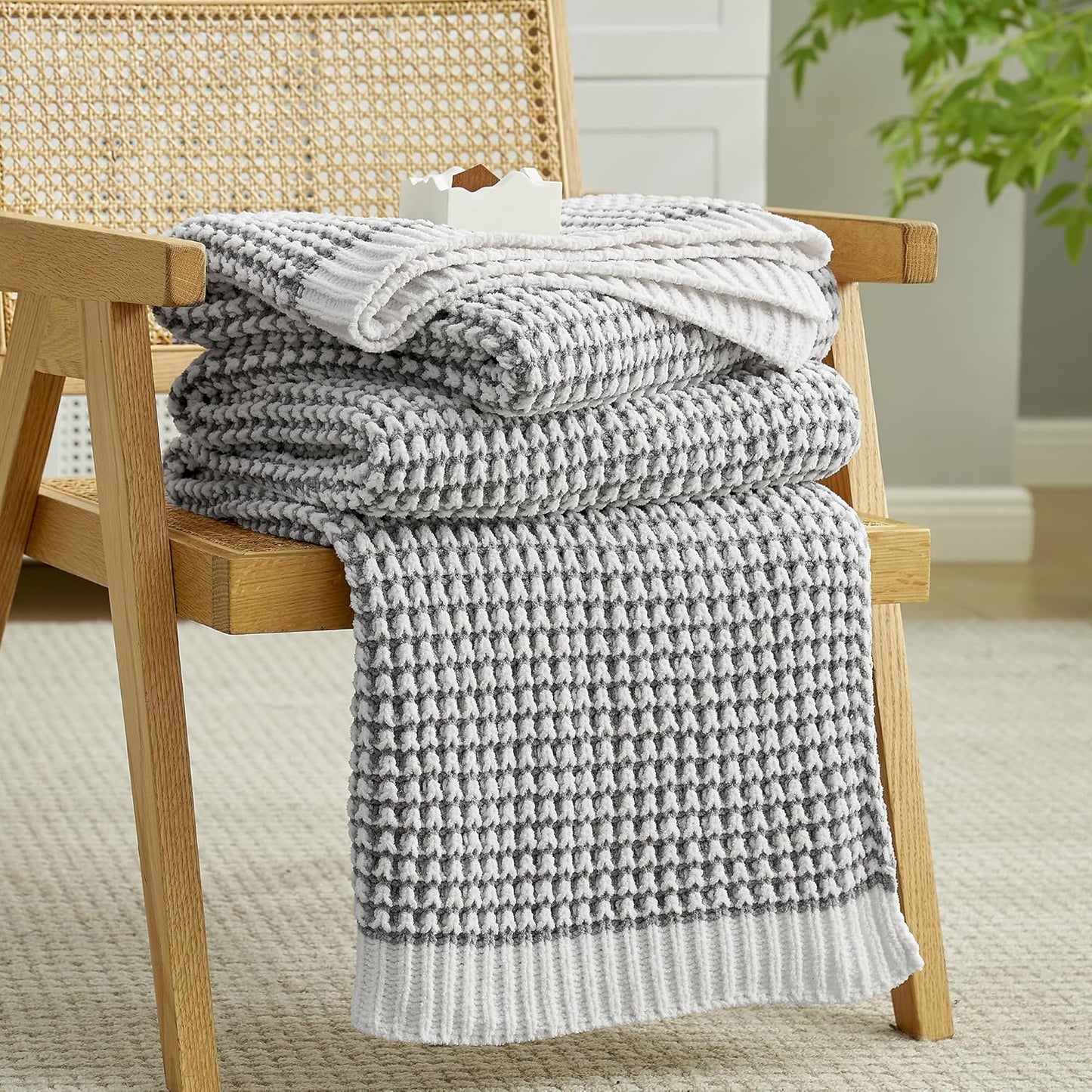 Amélie Home Chenille Waffle Throw Blanket for Couch, Reversible Pineapple Stitch Knit Soft Cozy Knit Blanket Lightweight Warm Decorative Throw for Sofa, Bed, Living Room, 50"x60", Grey&Ivory