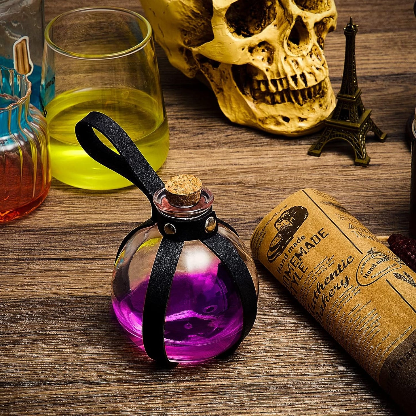 Patelai 2 Pcs Halloween Glass Potion Bottles with Belt Cork Renaissance Witch Costume Accessories Witch Props Potion Bottle for Halloween Party Decor Cosplay DIY Crafts Gift (Black)