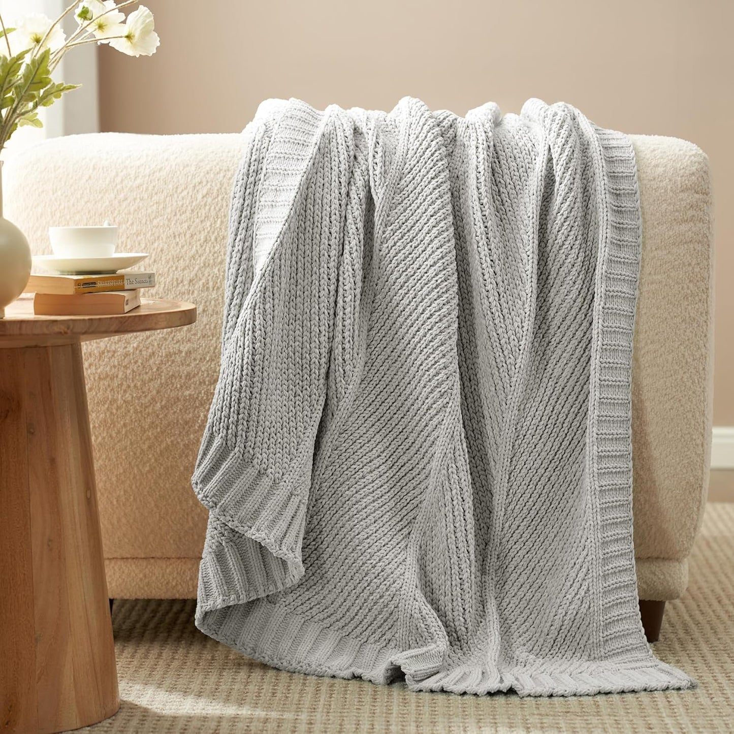 Amélie Home Chenille Knit Throw Blanket for Couch, Chevron Texture Decorative Soft Blanket for Sofa, Bed & Chair, 60"x80", Light Grey