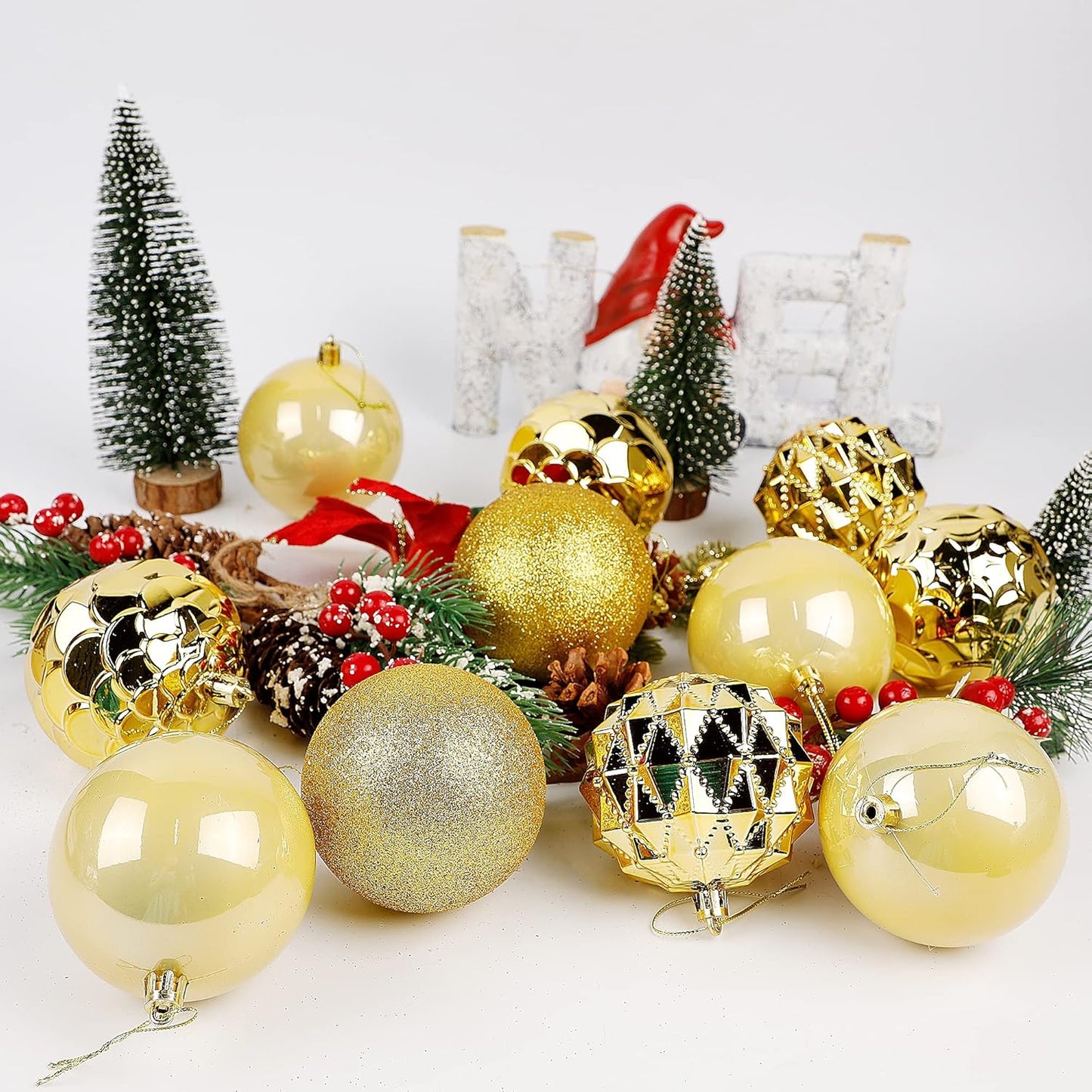 Lulu Home Christmas Ball Ornaments, 20 Ct 3.15" Pre-Strung Hanging Ornament Decorations, Xmas Shatterproof Plastic Balls for Holiday Party Wreath Garlands Trees, Golden